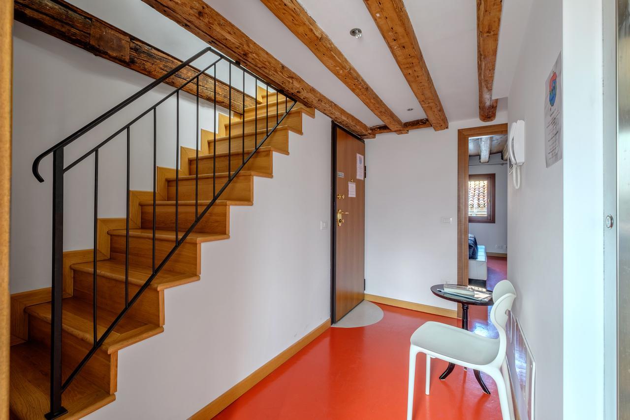 The Lion'S House Apt4 Венеция Екстериор снимка